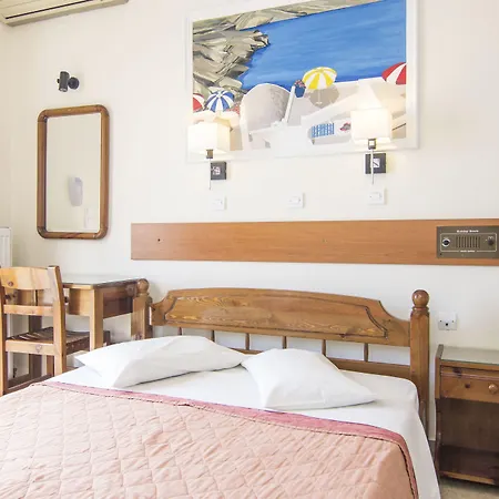 Santorini 2* Perissa (Santorini)