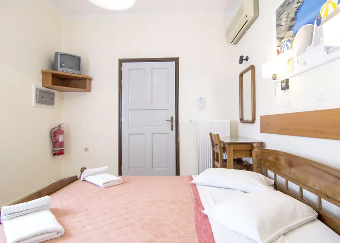 Santorini 호텔 페리사