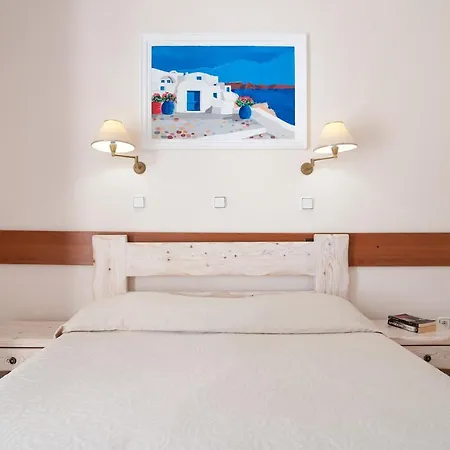 Santorini 2*