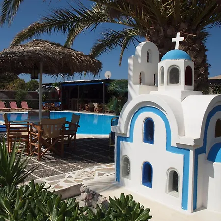 Hotel Santorini 2*