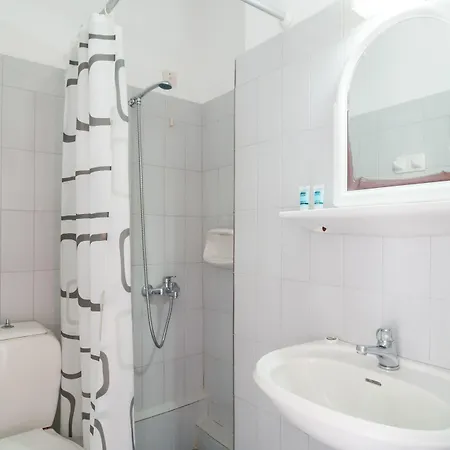 Santorini Hotel 2*