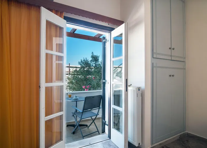 Santorini ペリッサ