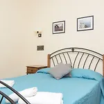 Hotel Santorini