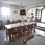 Santorini 2*