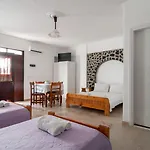 Santorini 2*
