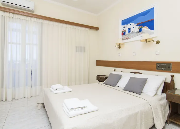 Ξενοδοχείο Santorini 2*