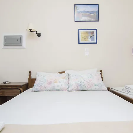 Santorini 2* Perísza